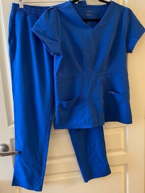 JAANUU Women’s Scrub Set (Classic Scrub Pant & Scrub Blouse) in Blue - M